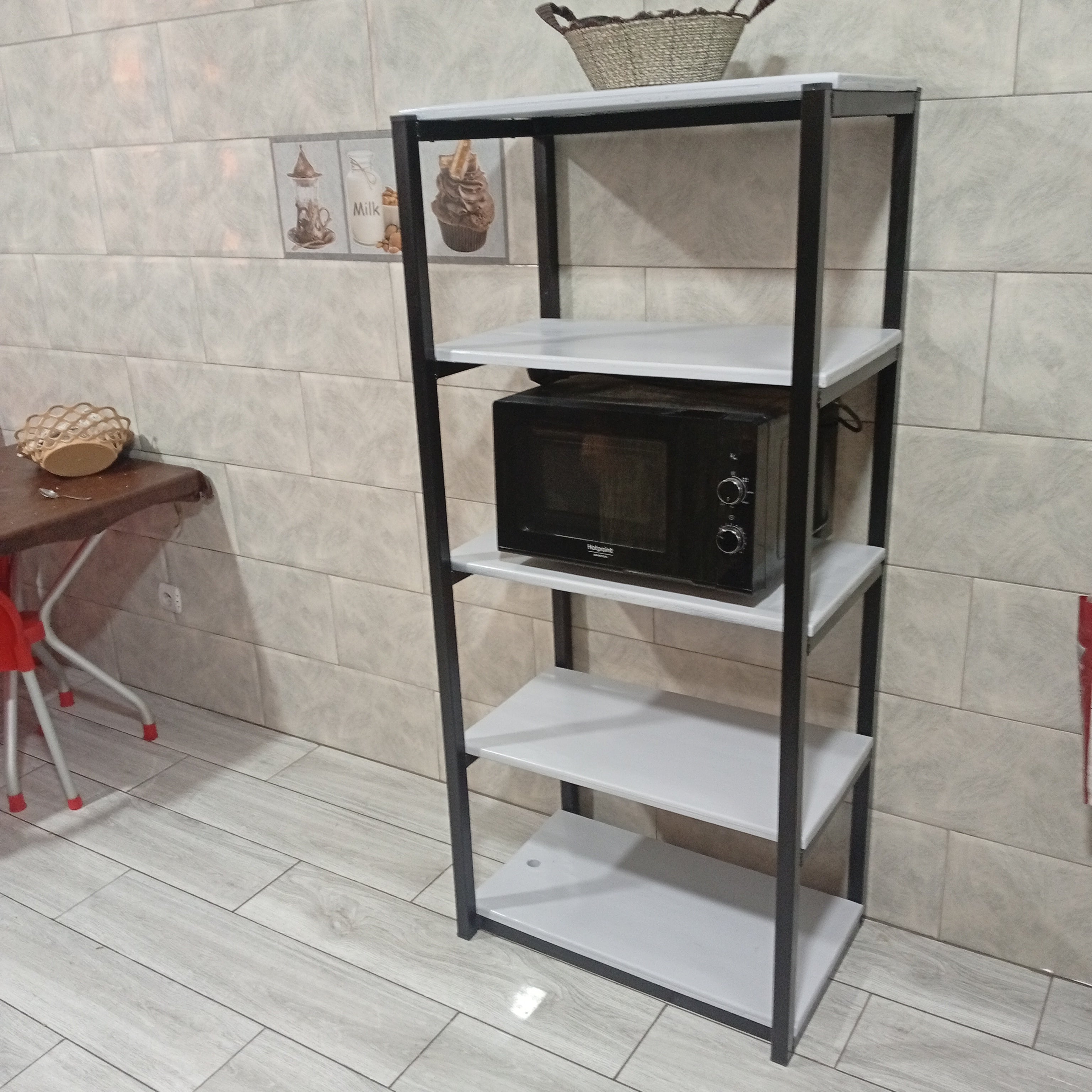 étagère de rangement