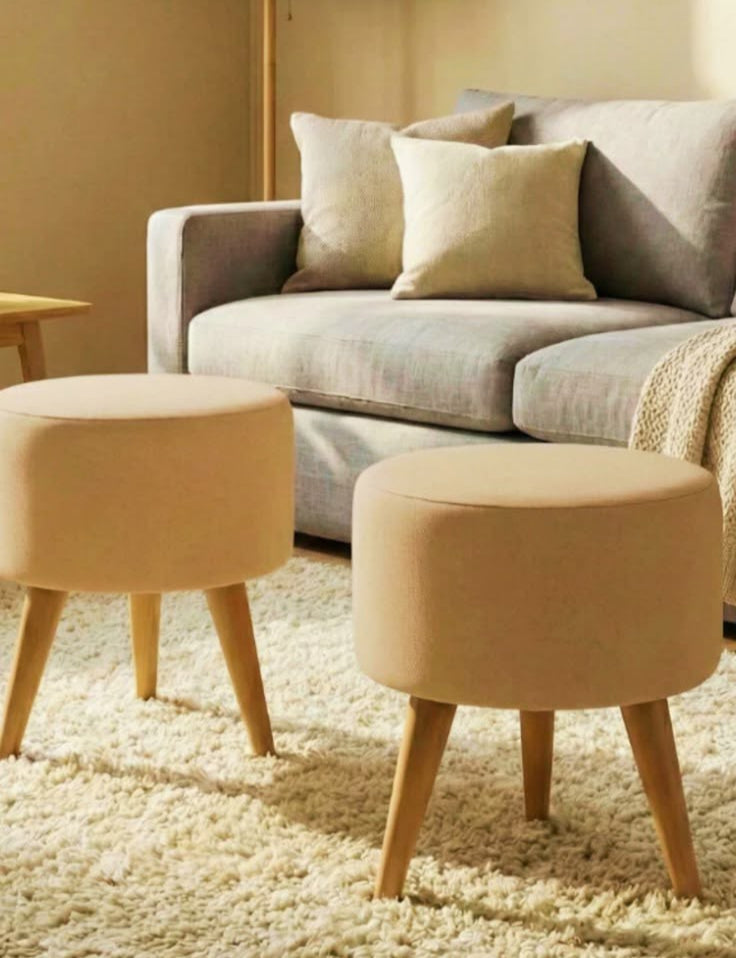 deux Poufs ronds 3 pieds